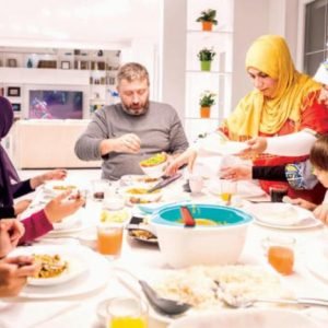 تجربتي مع القولون في رمضان 2026 لصيام مريح بدون انتفاخات