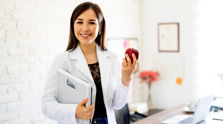 دبلومة التغذية العلاجية للصيادلة 2025