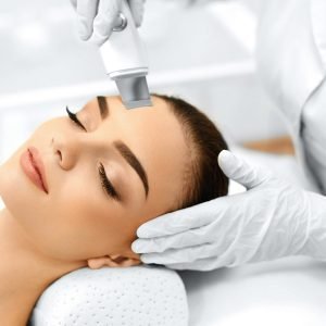 جهاز الالتراسونيك | كورس Skin care بخصم 50%
