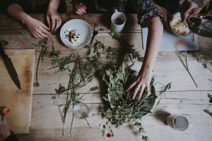 كورسات العلاج بالأعشاب