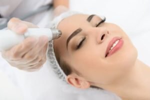 دراسة تخصص طب التجميل