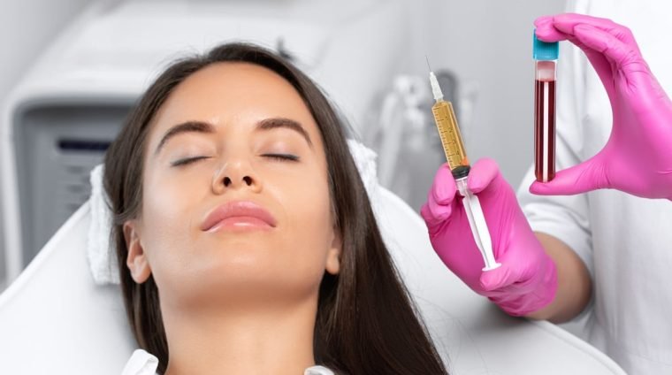 woman-undergoing-platelet-treatment